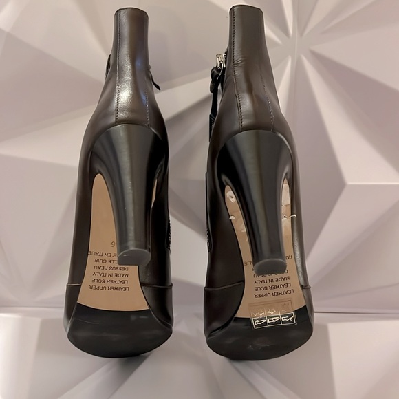 NWT Cavalini Italian Leather Booties - Picture 4 of 7